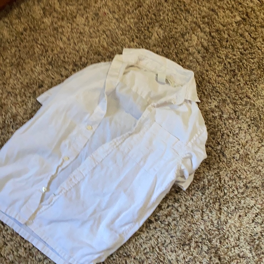 collard cream shirt